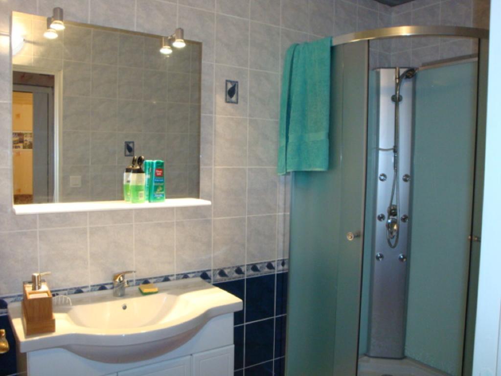 Fermette Renovee Villa Celles  Rom bilde